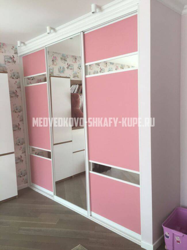 Встроенные шкафы-купе Медведково