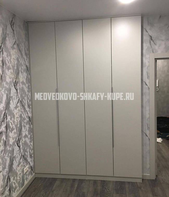 Распашные шкафы Медведково