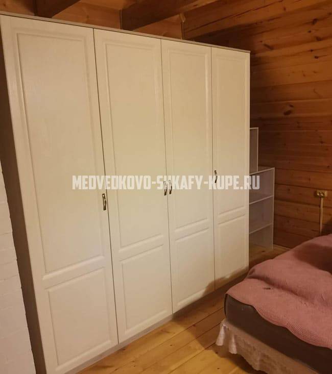 Распашные шкафы Медведково